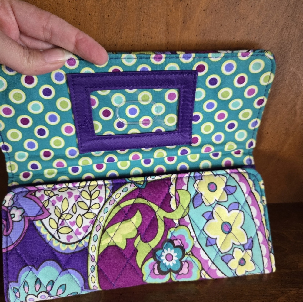 NWOT Vera Bradley Manhattan Multicolor Floral Triple Estado Wallet - Picture 4 of 6